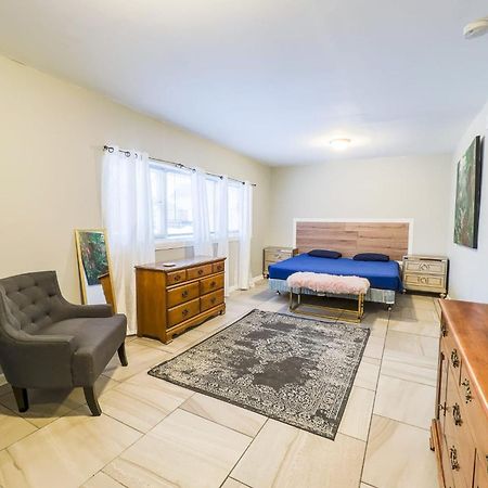 Large 6Br, 6 Bath In The City Of 나이아가라폴스 외부 사진